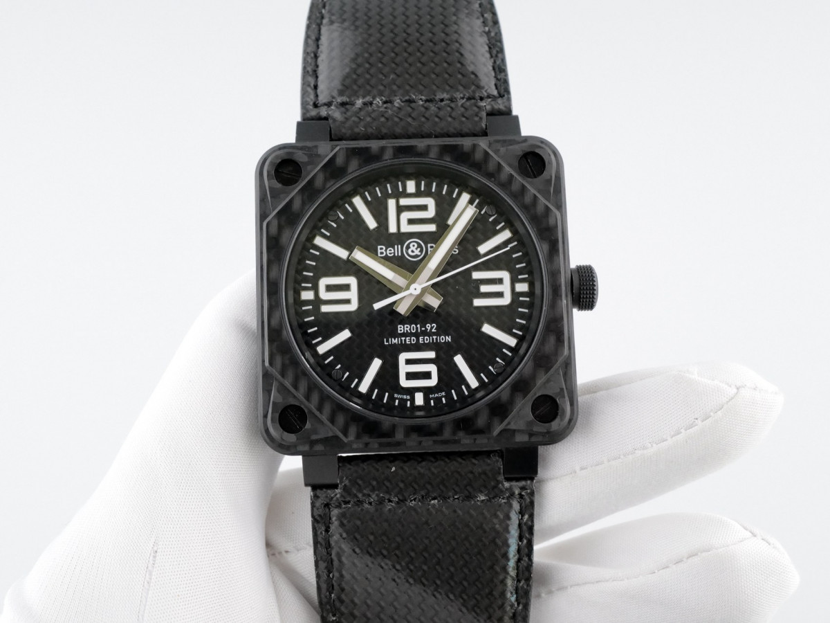 Швейцарський годинник Bell and Ross Aviation Carbon Fiber