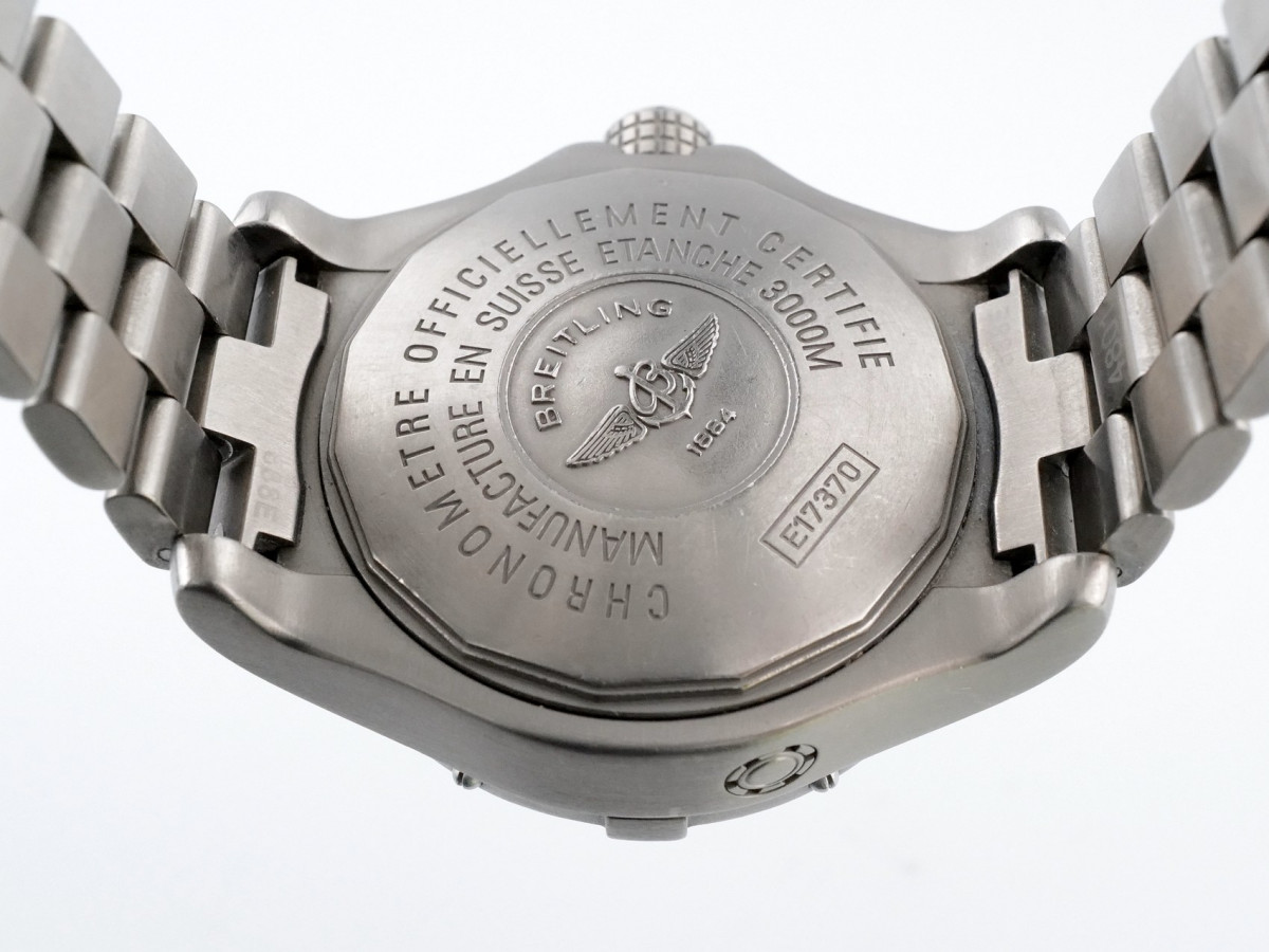 Swiss watch Breitling Avenger Seawolf