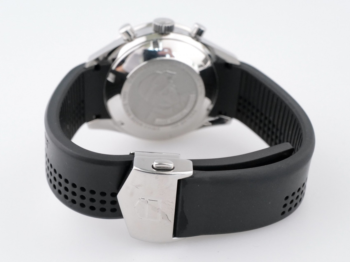 Швейцарський годинник TAG Heuer Carrera Racing