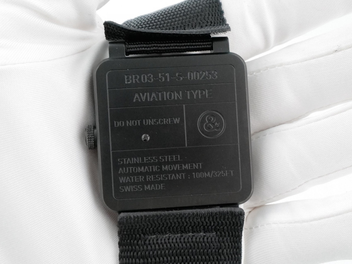 Швейцарские часы Bell & Ross Aviation GMT Carbon Fiber Dial