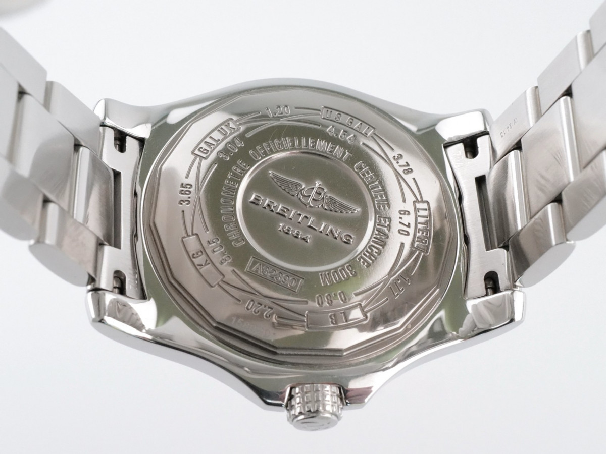 Swiss watch Breitling Avenger II GMT Automatic