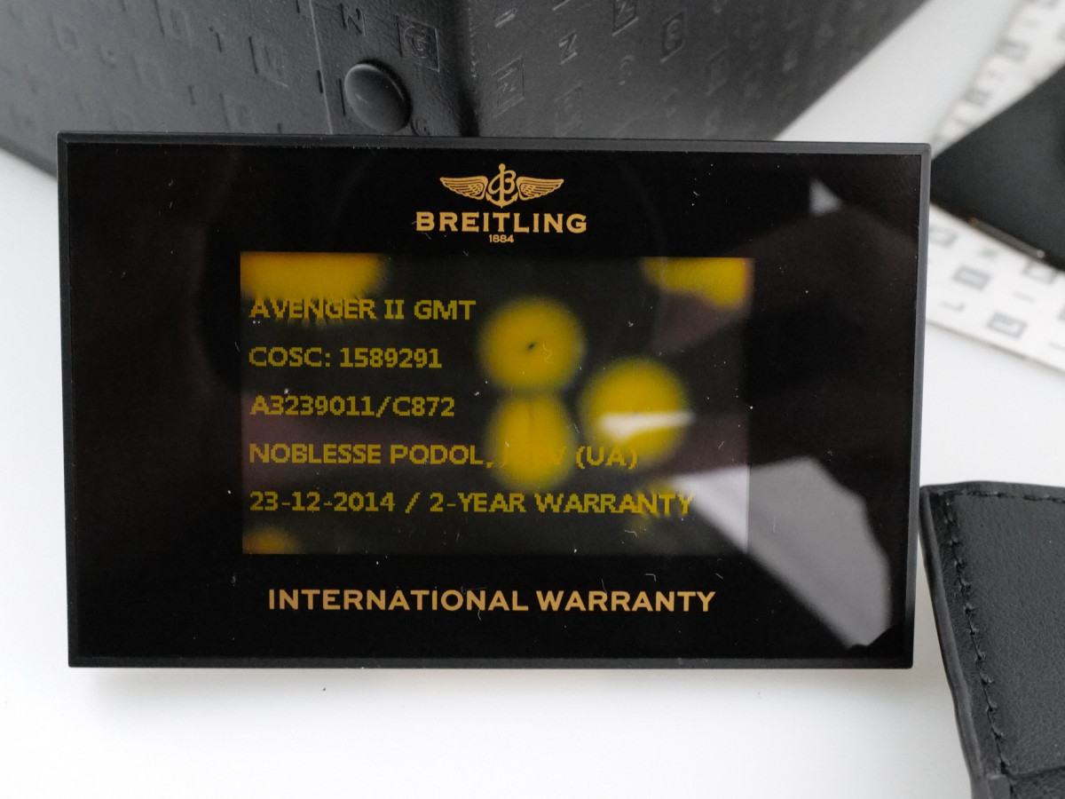 Swiss watch Breitling Avenger II GMT Automatic