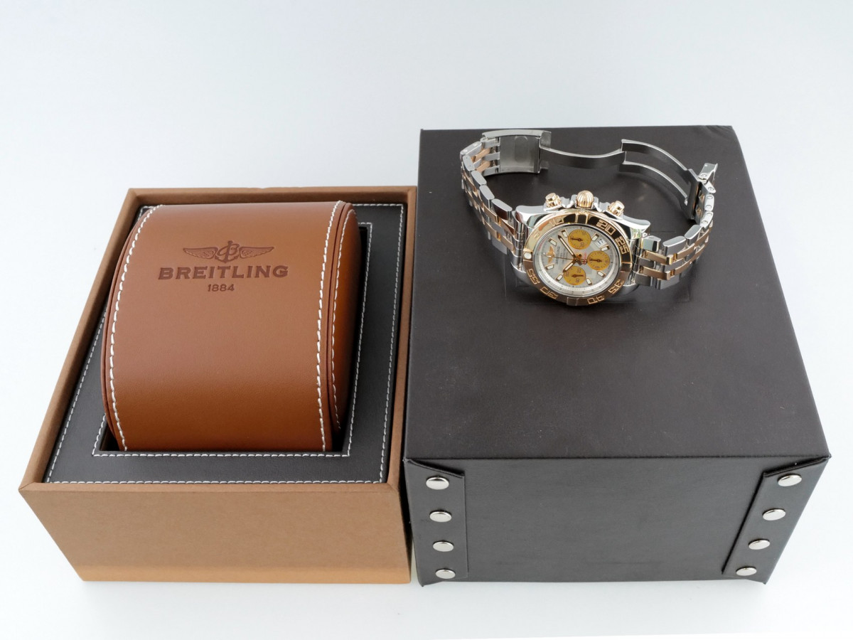 Швейцарские часы Breitling Chronomat 41