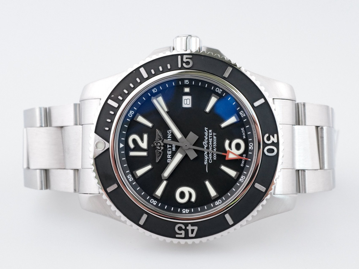 Швейцарские часы Breitling Superocean 44 Automatic
