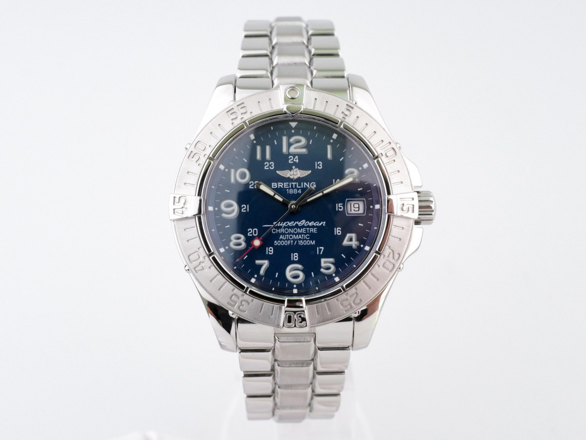Swiss watch Breitling SuperOcean Automatic Chronometer Blue Dial