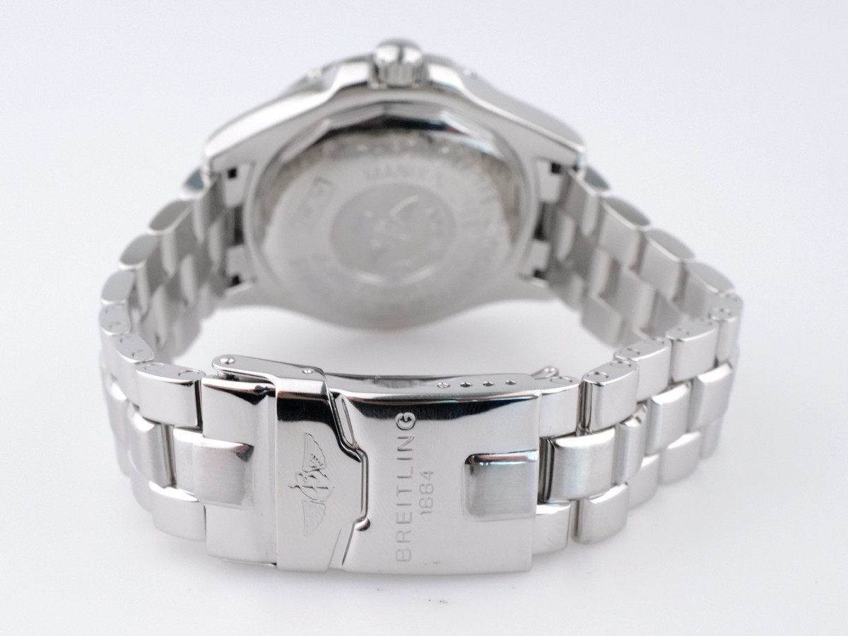 Swiss watch Breitling SuperOcean Automatic Chronometer Blue Dial