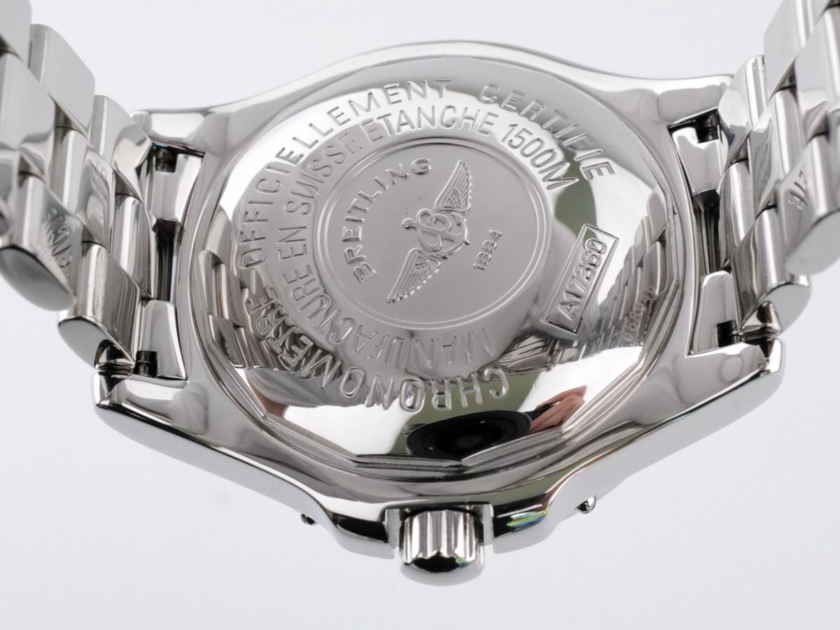 Swiss watch Breitling SuperOcean Automatic Chronometer Blue Dial