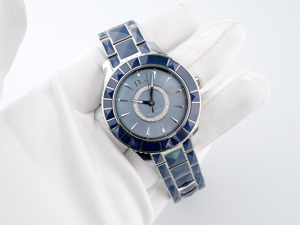 Швейцарские часы Dior Christal Blue Mother of Pearl Diamond Dial