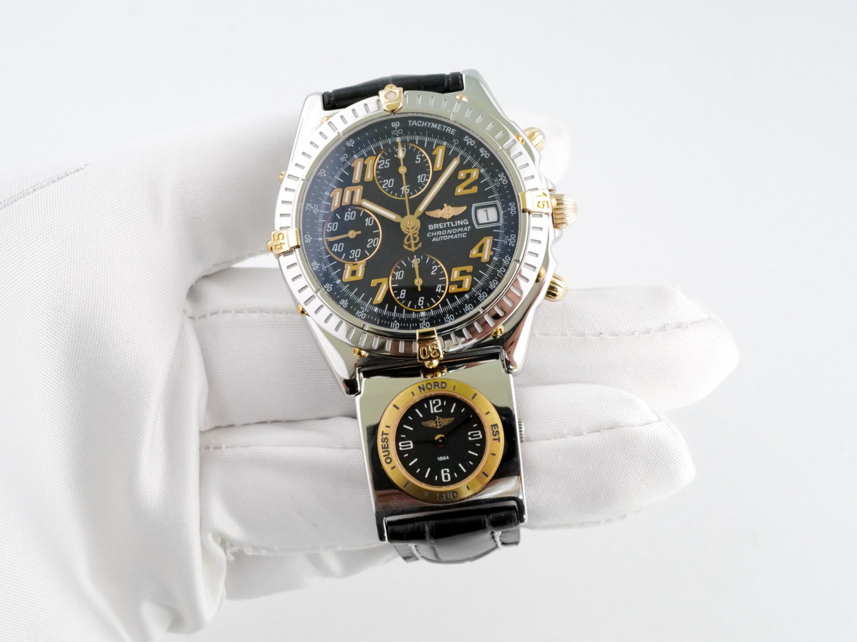 Швейцарський годинник Breitling Chronomat UTC Gold Steel