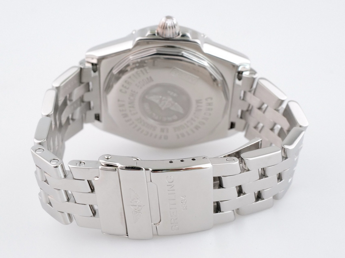 Швейцарський годинник Breitling Headwind Day-Date Blue Dial 44