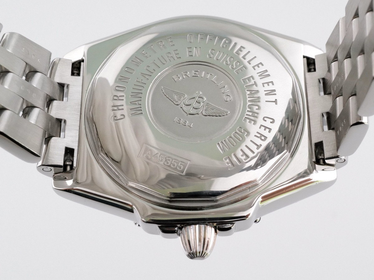 Швейцарський годинник Breitling Headwind Day-Date Blue Dial 44