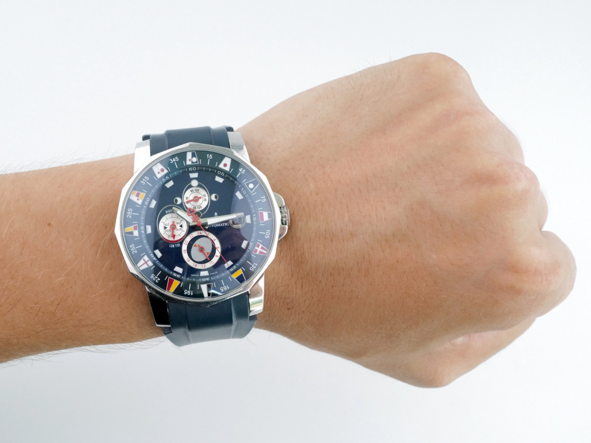 Швейцарський годинник Corum Admirals Cup Tides 44