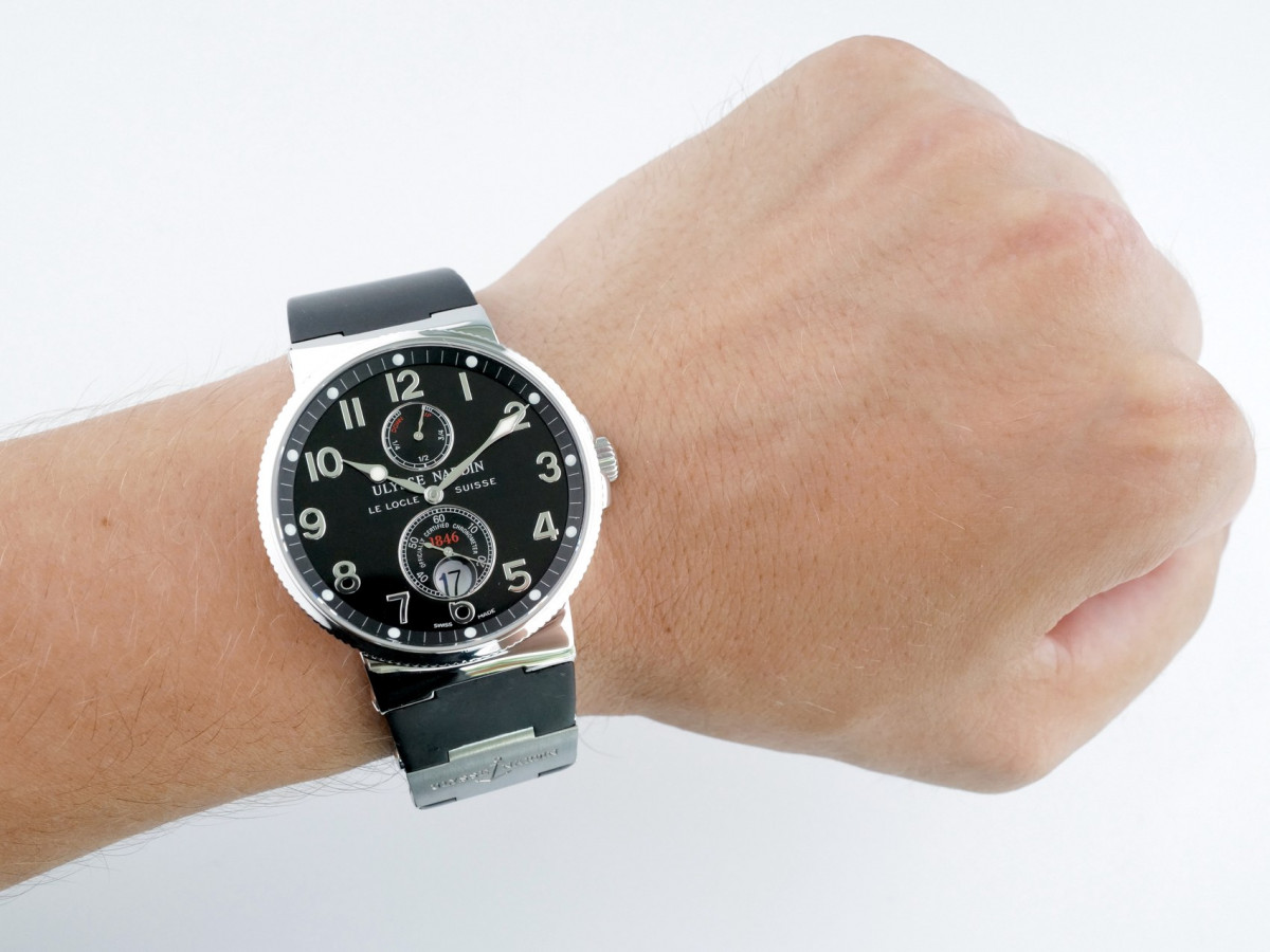 Швейцарський годинник Ulysse Nardin Maxi Marine Chronometer Black Dial 41