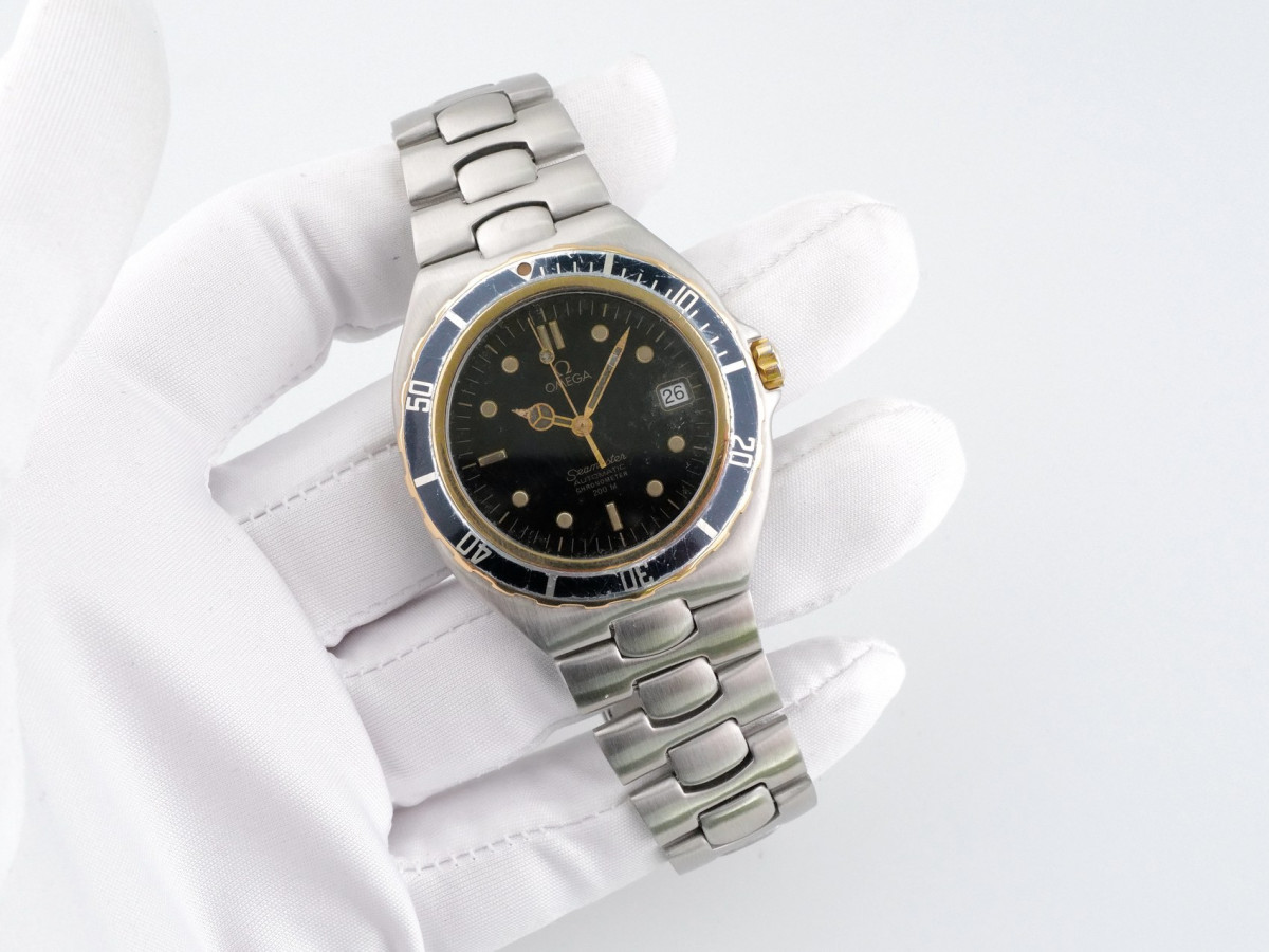 Швейцарський годинник Omega Seamaster 200 ST