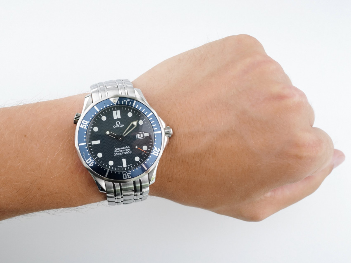 Швейцарський годинник Omega Seamaster Chronometer