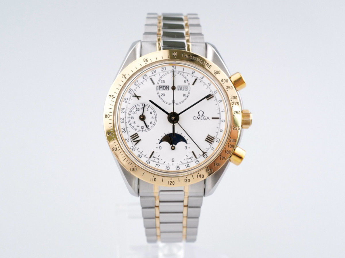 Швейцарские часы Omega Speedmaster Reduced Triple Date Moon Phase
