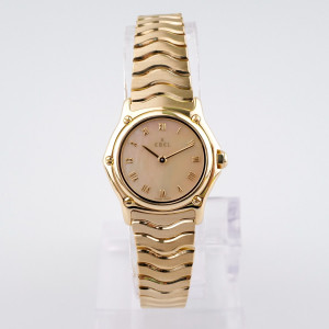 Швейцарские часы Ebel Classic Wave 18k Yellow Gold Ladies Mop Dial