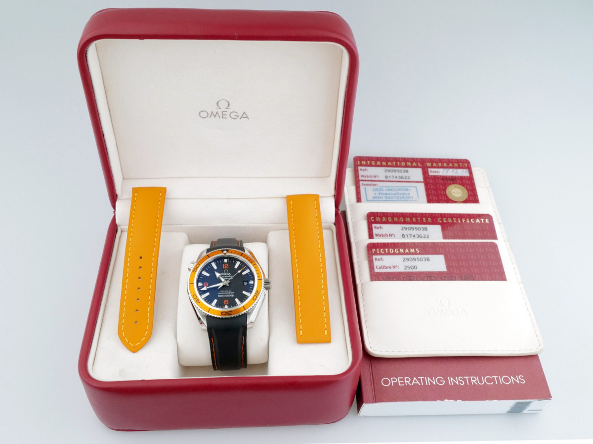 Швейцарские часы Omega Seamaster Planet Ocean Orange