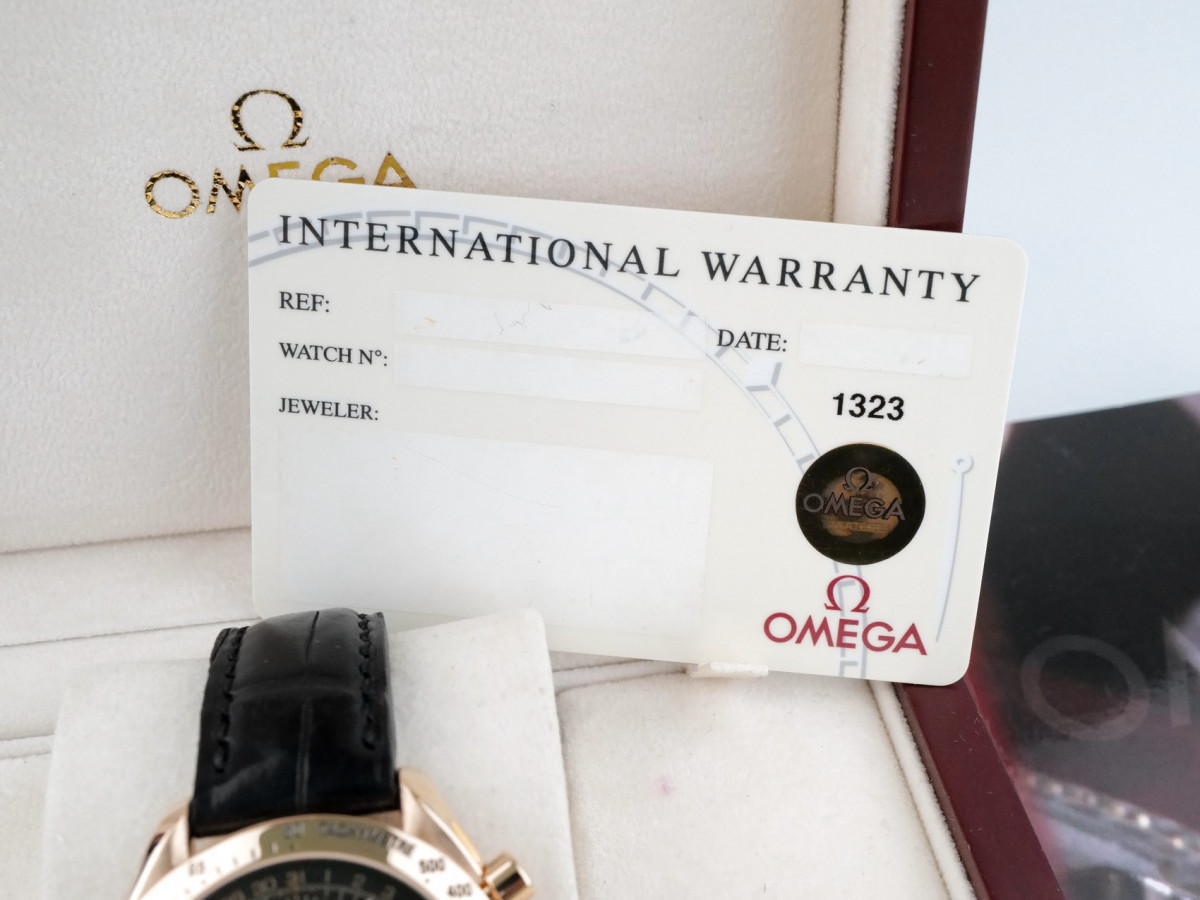 Швейцарские часы Omega Speedmaster Day-Date 18K Rose Gold