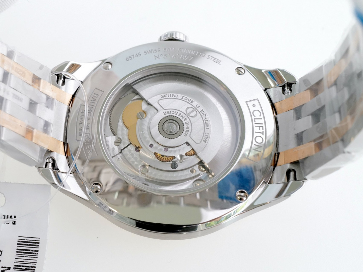 Швейцарские часы Baume & Mercier Clifton Gold Dial