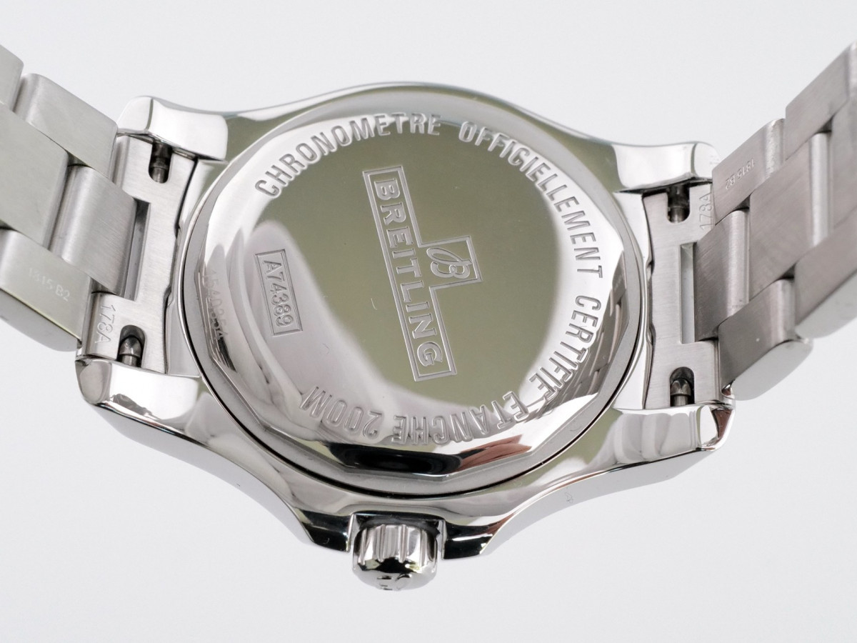 Швейцарський годинник Breitling Colt SuperQuartz 36