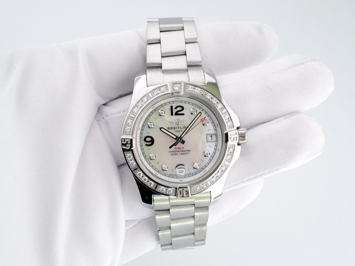 Швейцарський годинник Breitling Colt SuperQuartz 36