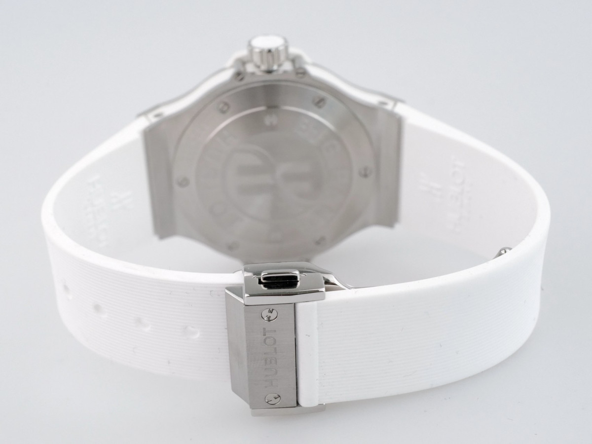 Швейцарские часы Hublot Big Bang Diamond