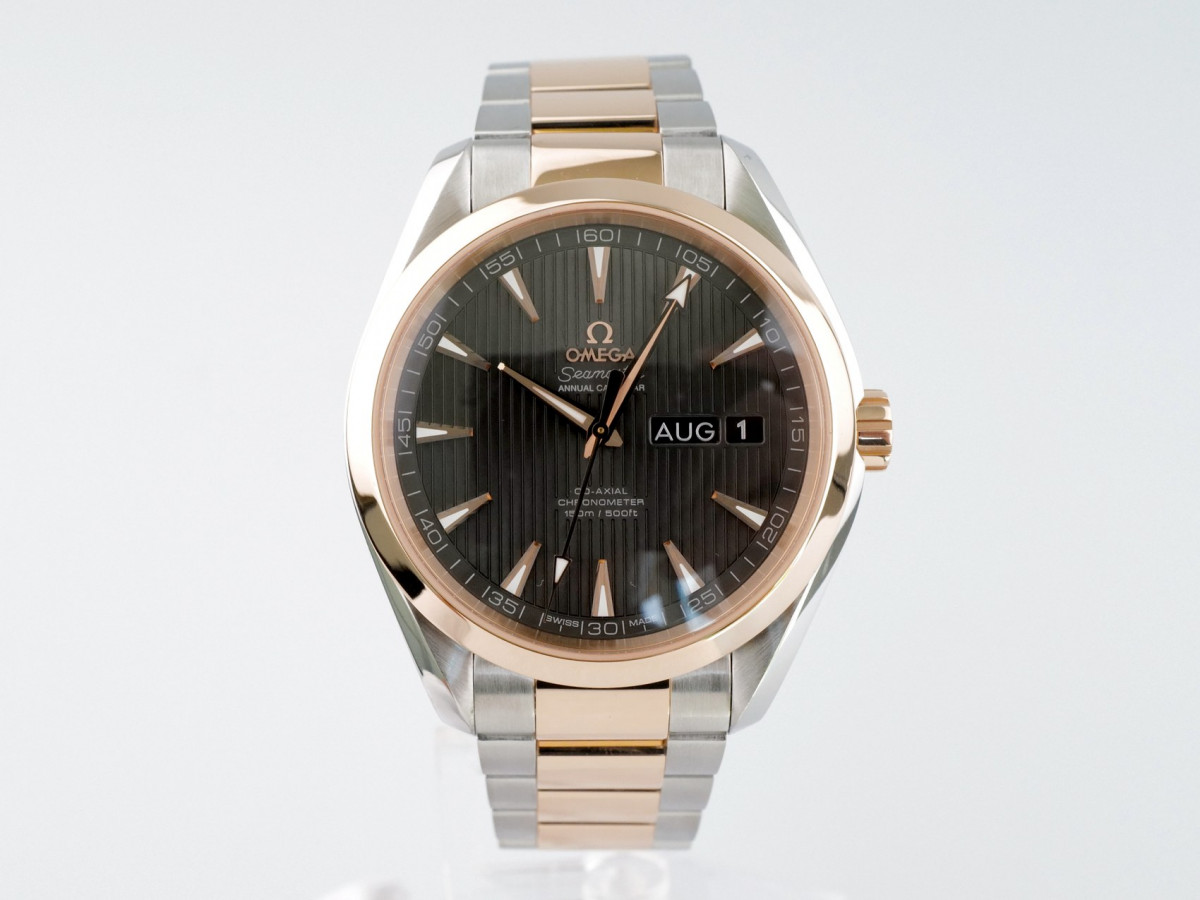 Швейцарские часы Omega Seamaster Aqua Terra Co-Axial Chronometer Annual Calendar