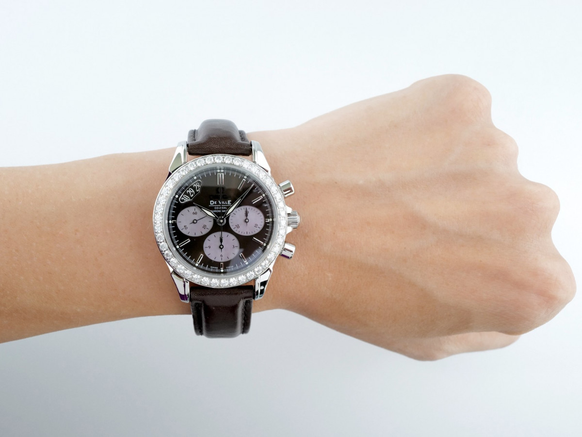 Швейцарские часы Omega De Ville Co-Axial Chronograph Diamonds
