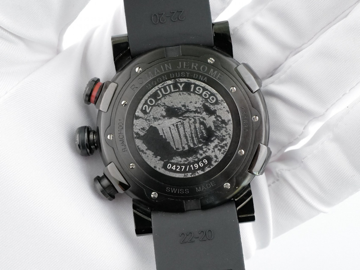 Швейцарские часы Romain Jerome Moon-DNA Moon Dust Chronograph