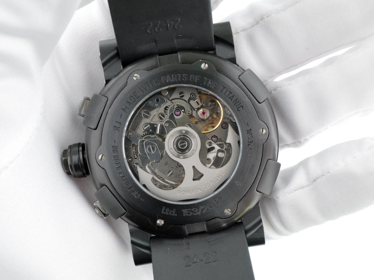 Швейцарський годинник Romain Jerome Titanic-DNA Chronograph