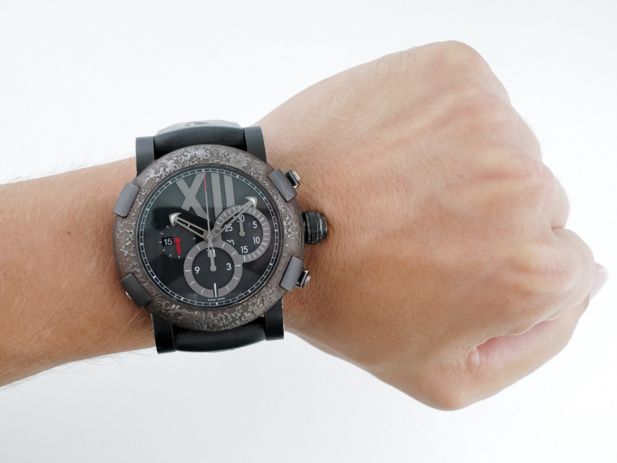 Швейцарський годинник Romain Jerome Titanic-DNA Chronograph