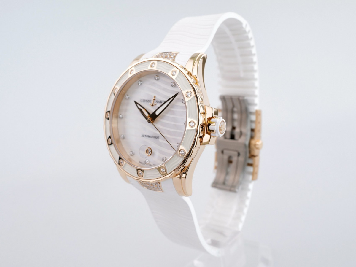 Швейцарський годинник Ulysse Nardin Lady Diver 18K Rose Gold