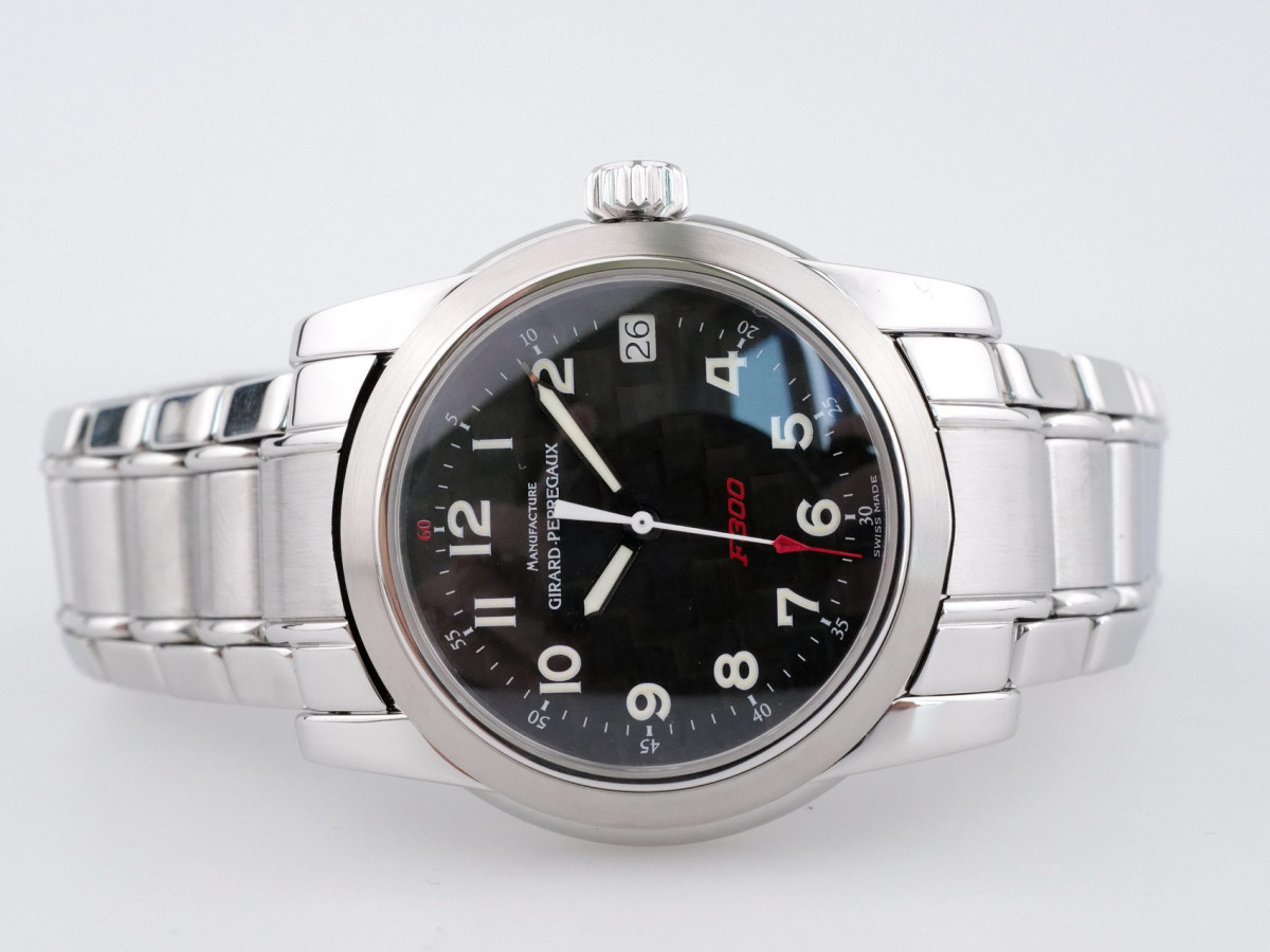 Швейцарские часы Girard Perregaux Ferrari F300