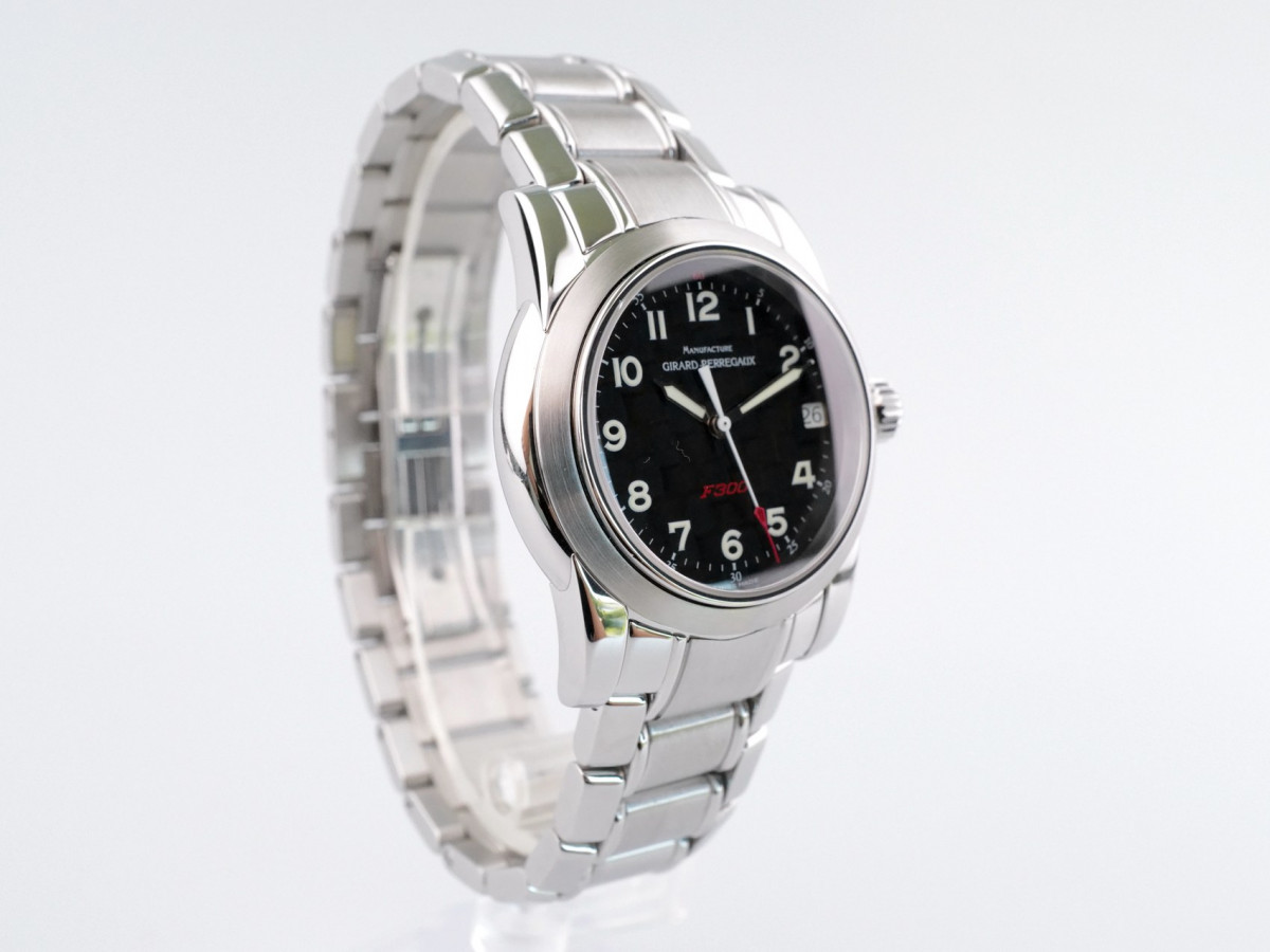 Швейцарские часы Girard Perregaux Ferrari F300