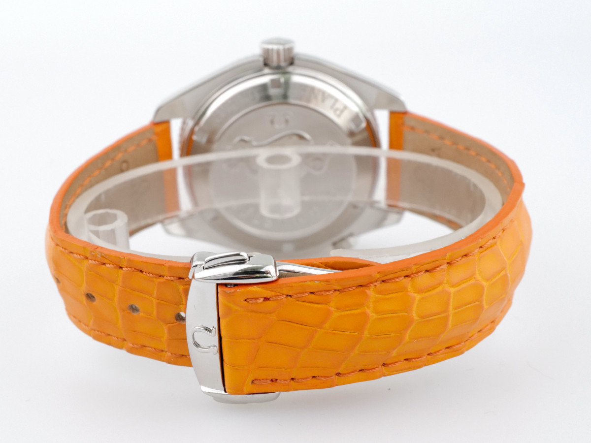 Швейцарские часы Omega Seamaster Planet Ocean Orange
