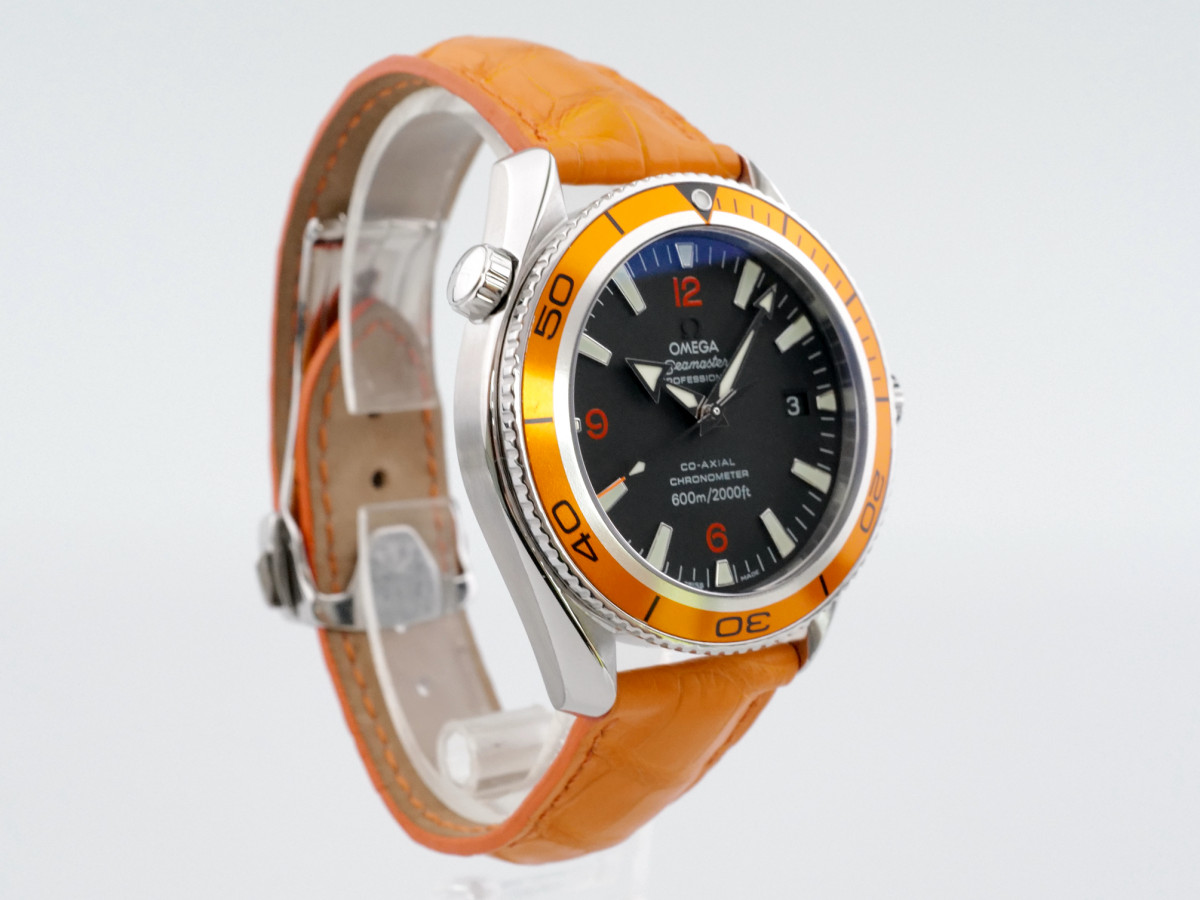 Швейцарские часы Omega Seamaster Planet Ocean Orange