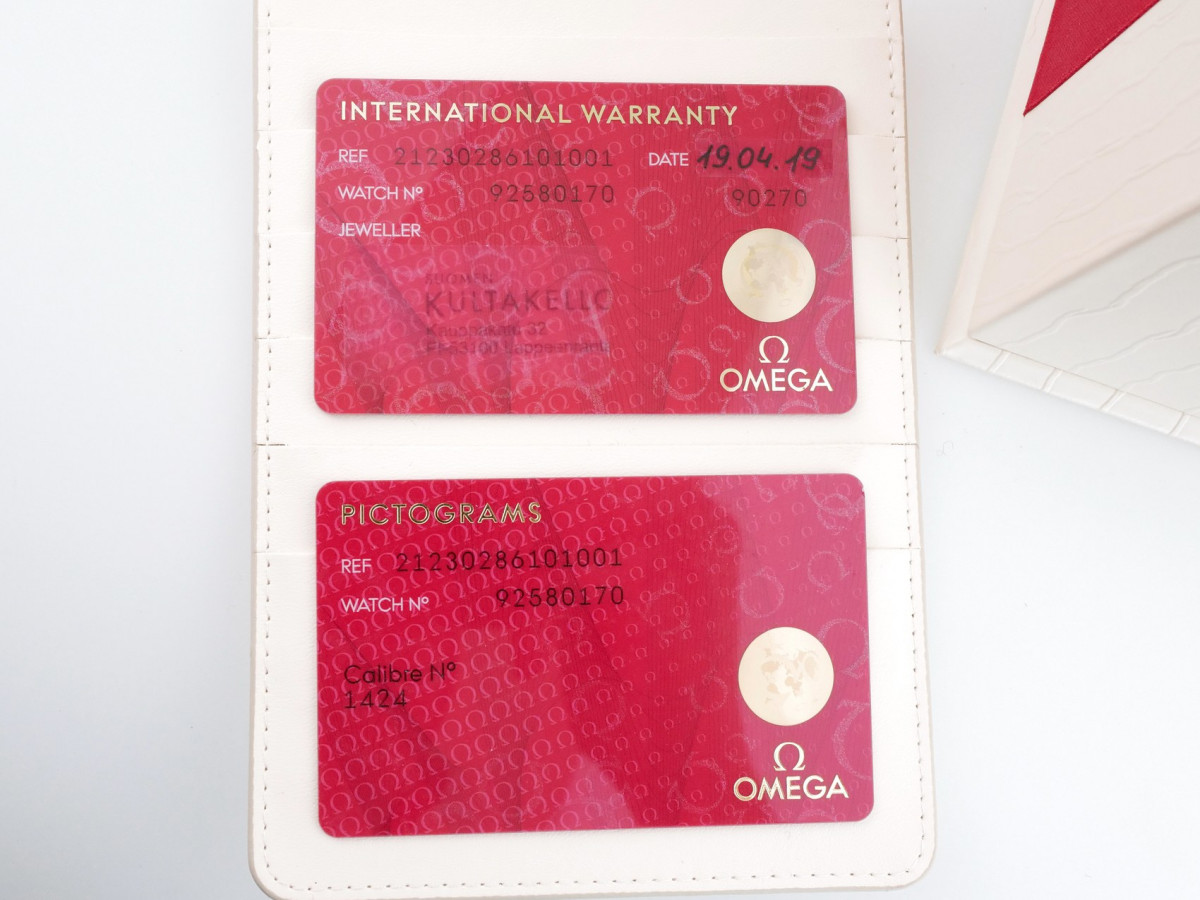 Швейцарские часы Omega Seamaster 300M Ladies Quartz 28