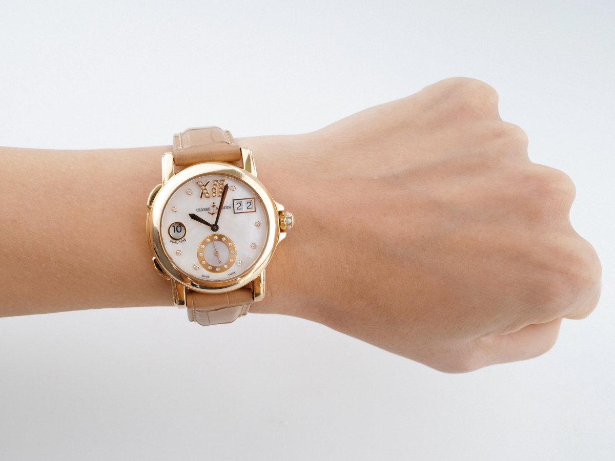 Швейцарские часы Ulysse Nardin Classic Dual Time Ladies Small Seconds 18K Rose Gold