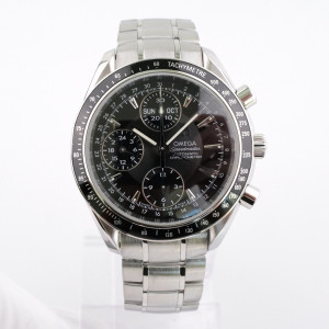 Швейцарские часы Omega Speedmaster Day Date Triple Calendar Chronograph