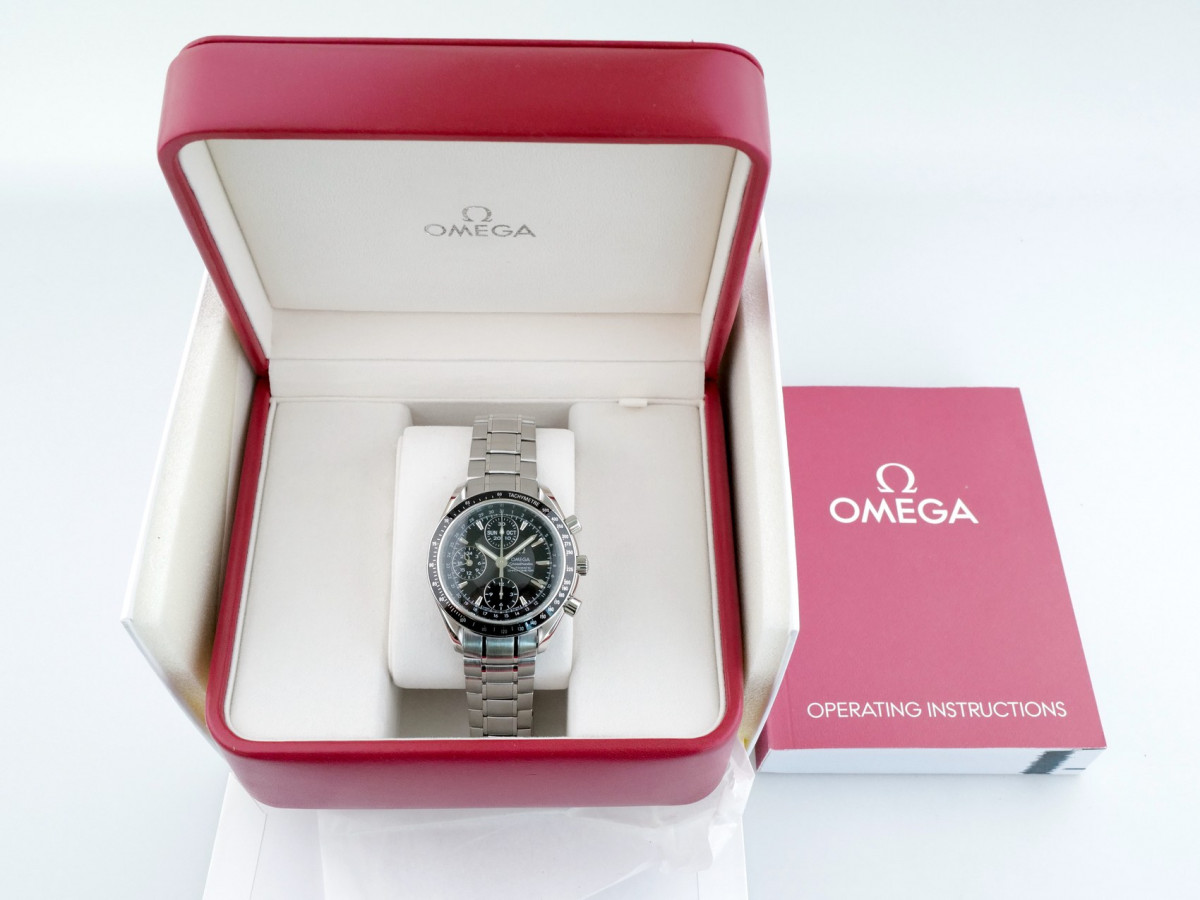 Швейцарские часы Omega Speedmaster Day Date Triple Calendar Chronograph