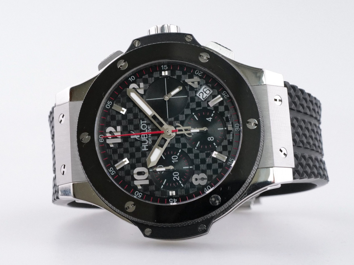 Швейцарський годинник Hublot Big Bang 41 Automatic Chronograph Carbon Fiber Dial