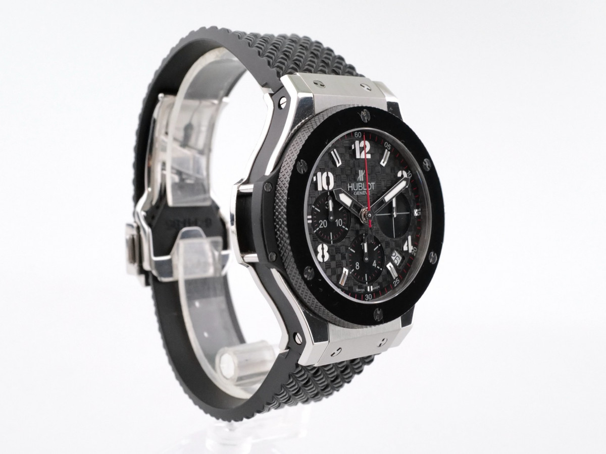 Швейцарський годинник Hublot Big Bang 41 Automatic Chronograph Carbon Fiber Dial