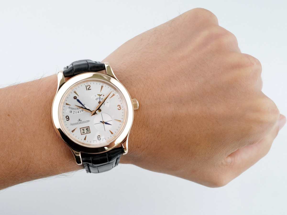Швейцарские часы Jaeger-LeCoultre Master Control 8 Days Power Reserve Big Date 18k Rose Gold