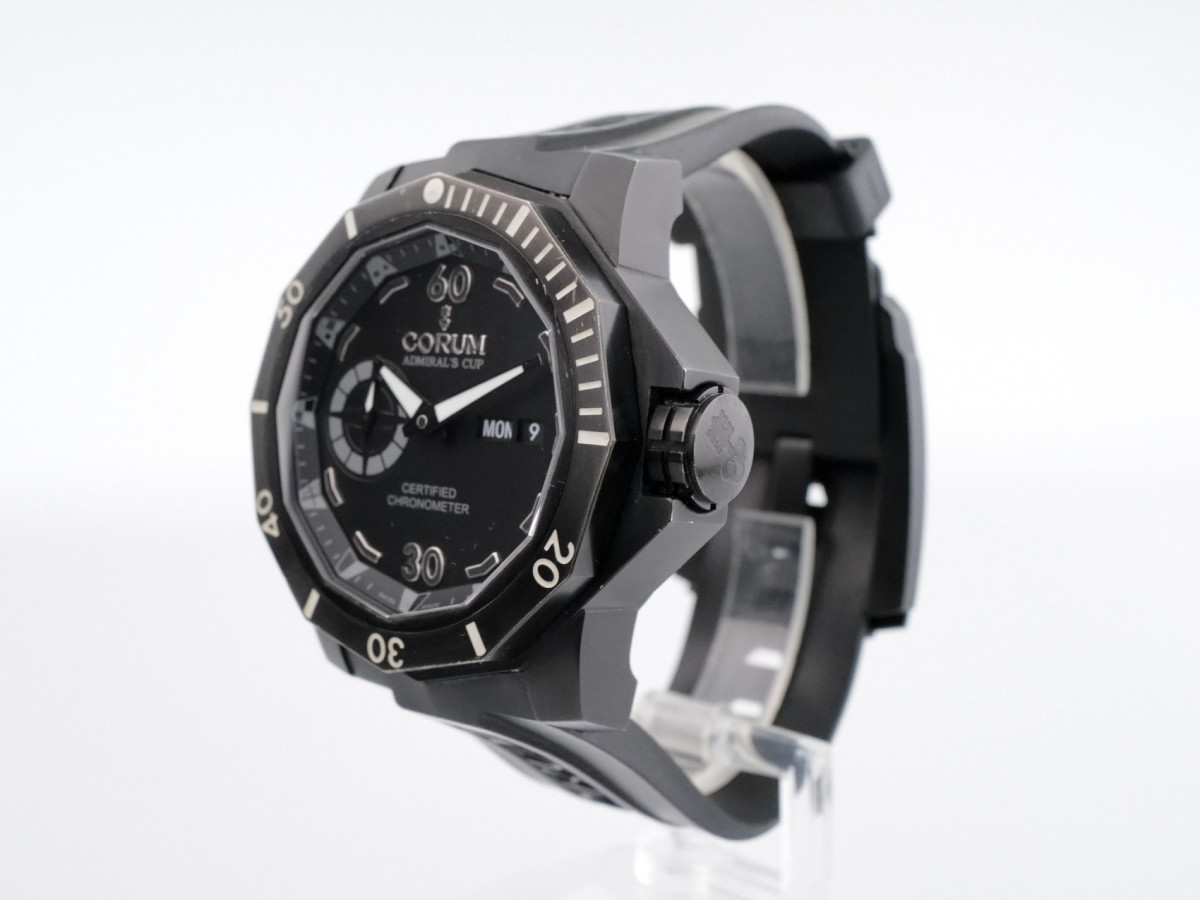 Швейцарський годинник Corum Admiral's Cup Deep Hull Limited Edition