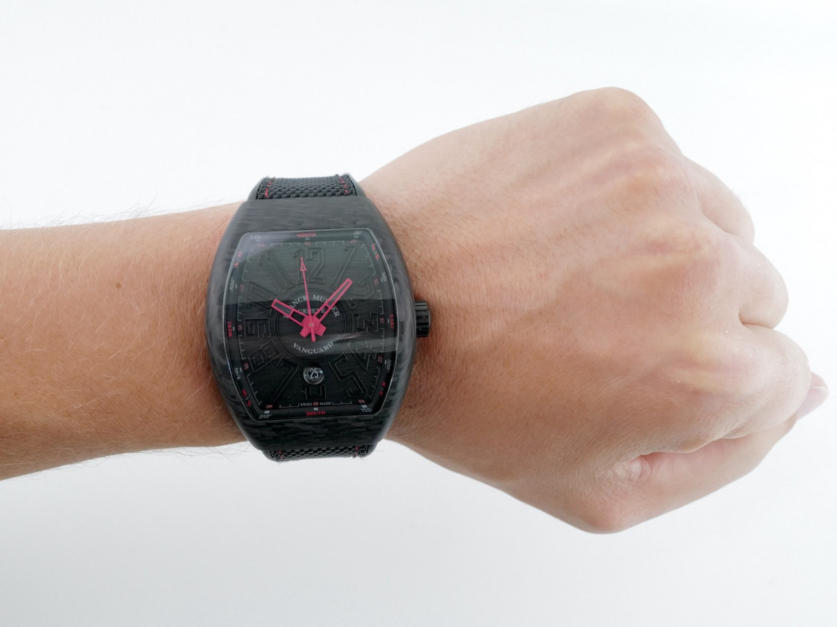 Швейцарський годинник Franck Muller Vanguard V 45 Carbon