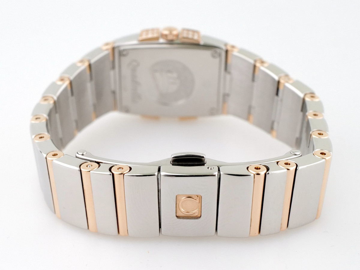 Швейцарские часы Omega Constellation Quadrella Quartz