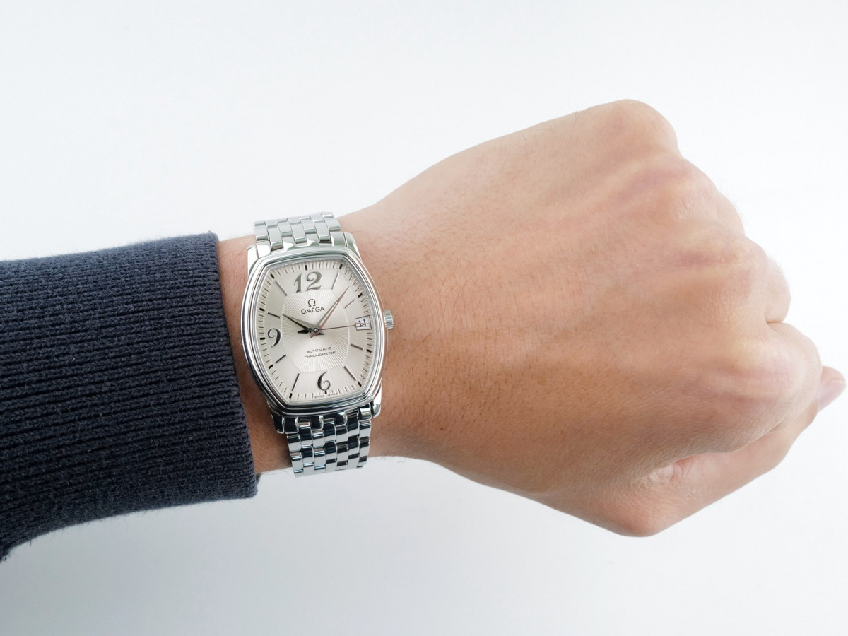 Swiss watch Omega De Ville Prestige Co-Axial Tonneau