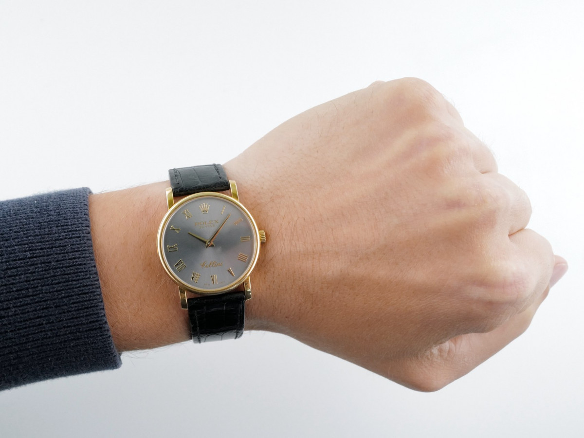 Швейцарские часы Rolex Cellini 18K Yellow Gold Manual Wind