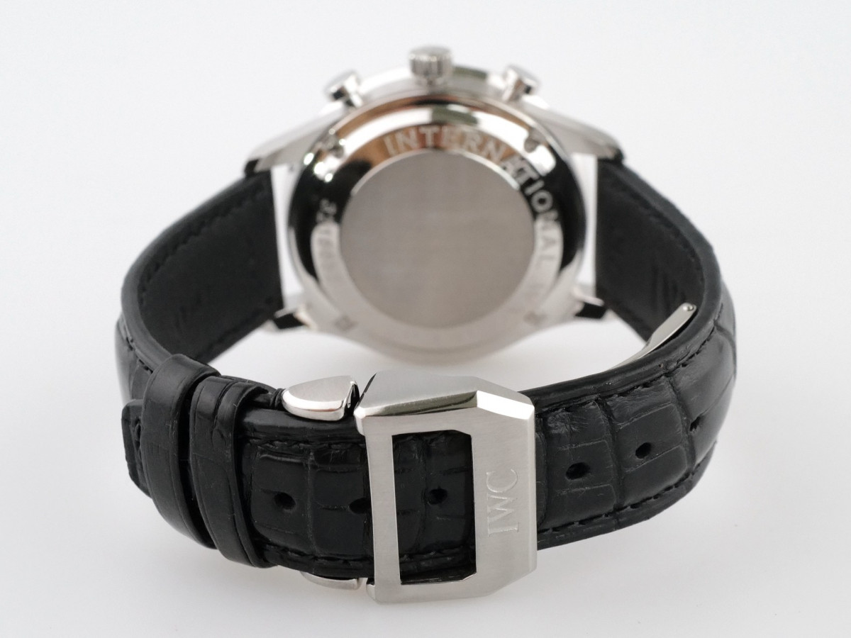 Швейцарський годинник IWC Portuguese Chronograph